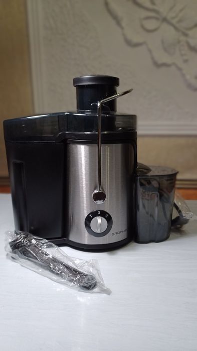 Соковижималка Grunhelm