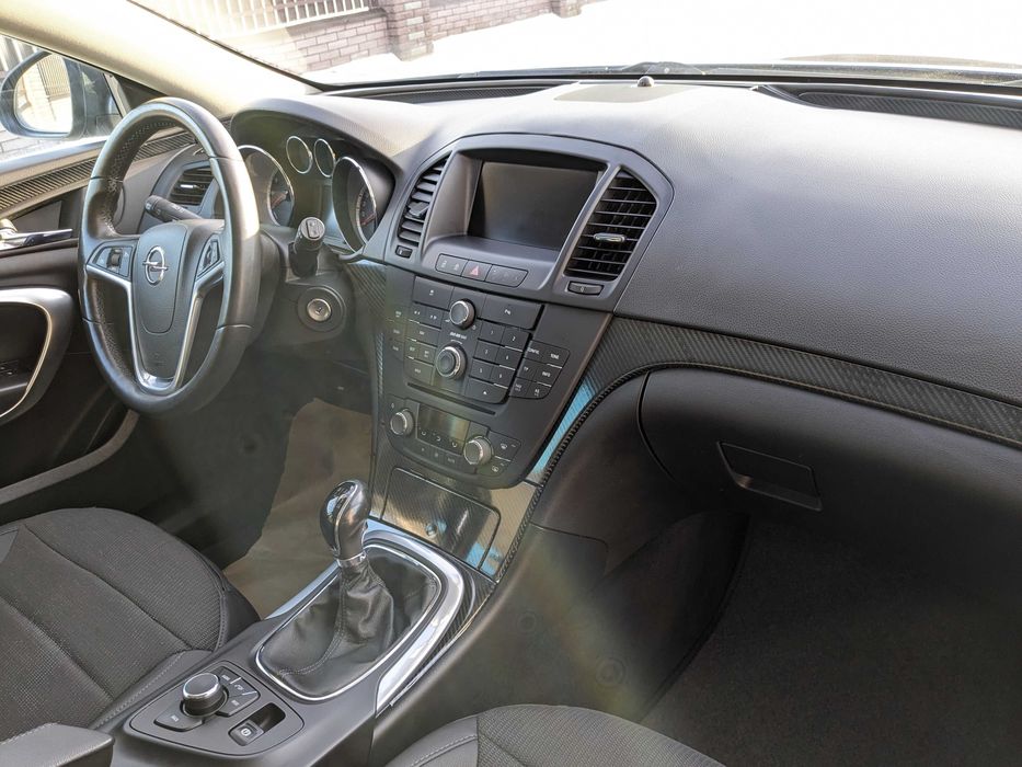 Opel insignia 1.6 turbo benzin