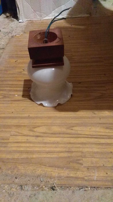 lampa oświetleniowa z zapasowym kloszem
