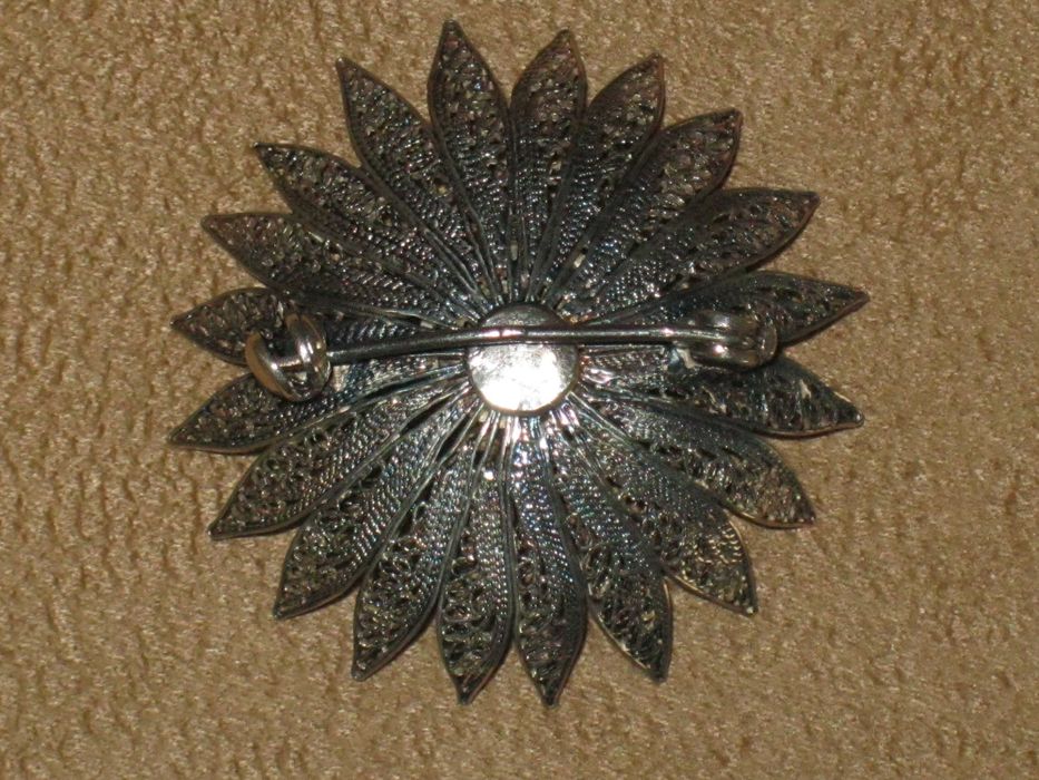 Alfinete Filigrana em Prata de Lei Maciça 835`/..