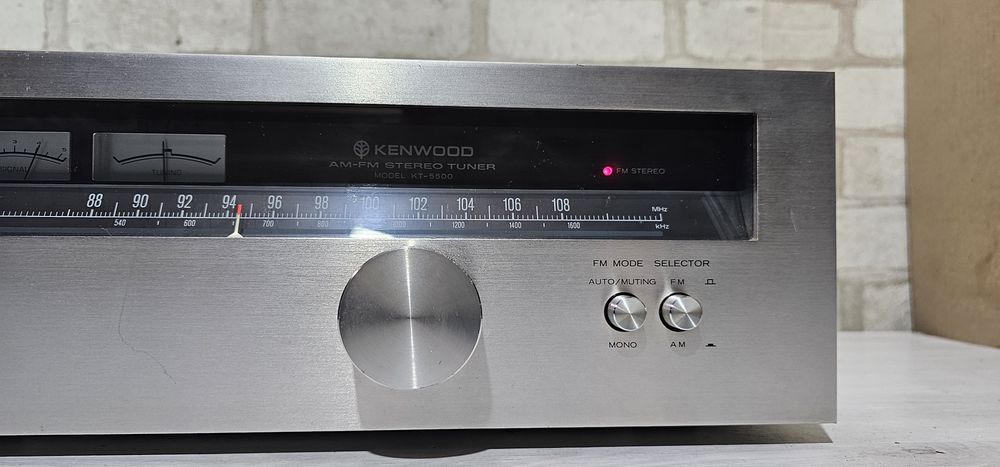 AM/FM стерео тюнер Kenwood КТ-5500, б/У з Німечини