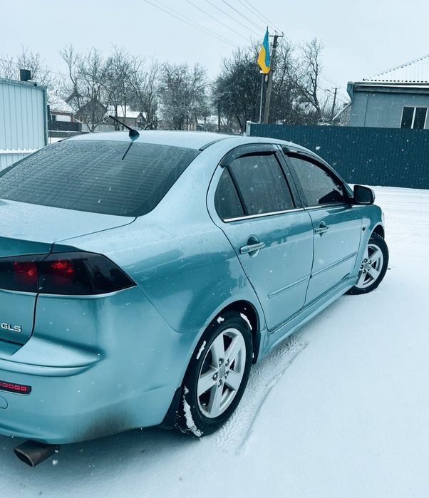 Mitsubishi lancer EX (GLS)