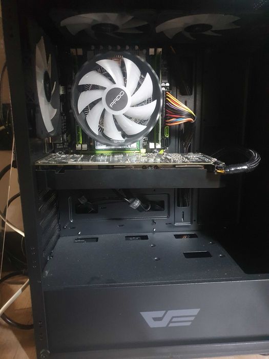 Komputer stacjonarny Gamingowy