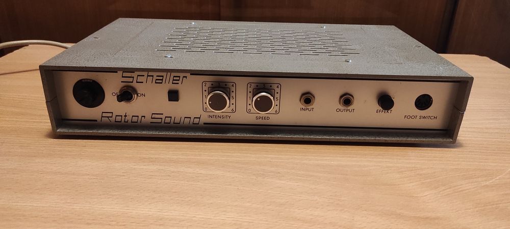 Efekt Leslie Schaller Raptor Sound