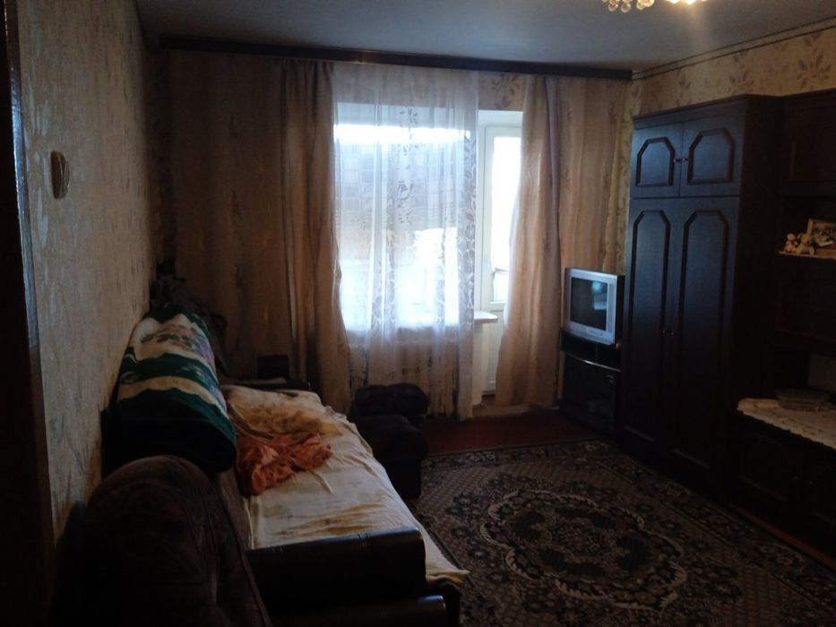 Продам квартиру в гарному спальному районі,всі деталі за телефоном або у Ватсап