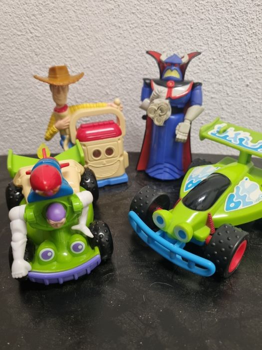Brinquedos Happy Meal