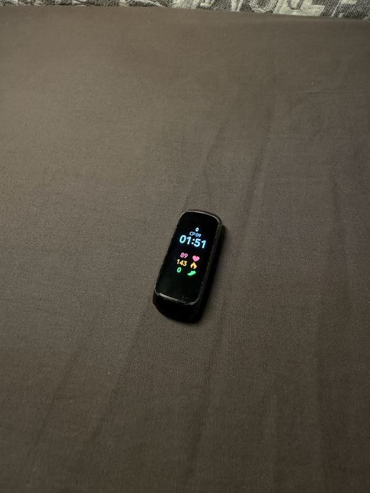 Фітнес-браслет Samsung Galaxy Fit