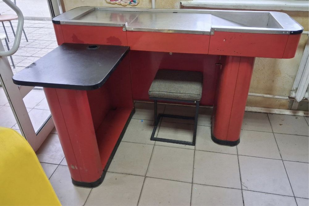 касовий бокс касова зона прилавок торгівельне обладнання