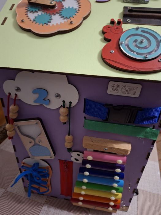 Продам бізі- Будинок  б/ у.