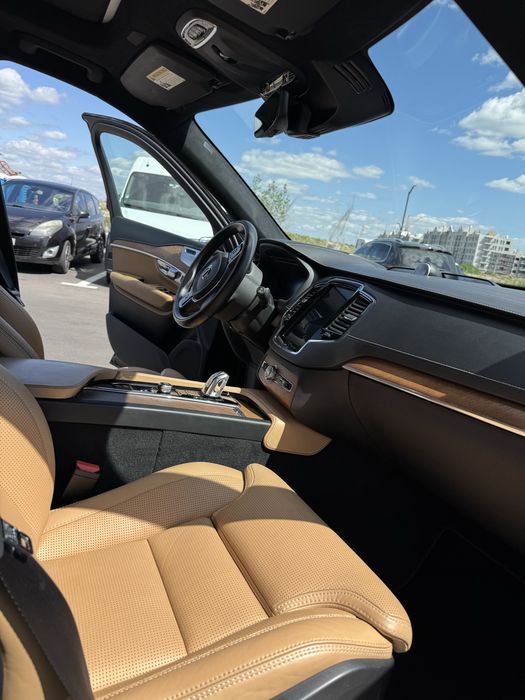 Volvo XC90 2.0 гібрид