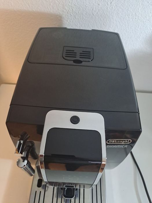 Кавова машина De’Longhi Dinamica ECAM 350.15.B з Німеччини