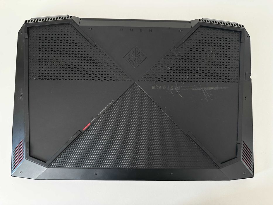 Ігровий ноутбук HP OMEN 15 i7-7700HQ SSD 500Gb RAM 16Gb Win 10
