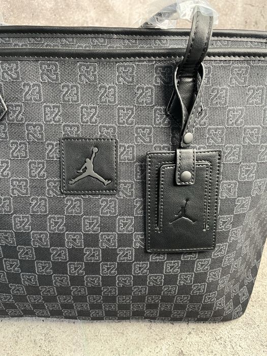 Сумка Jordan Monogram Tote Bag Black (MA0896-KK2) Оригінал