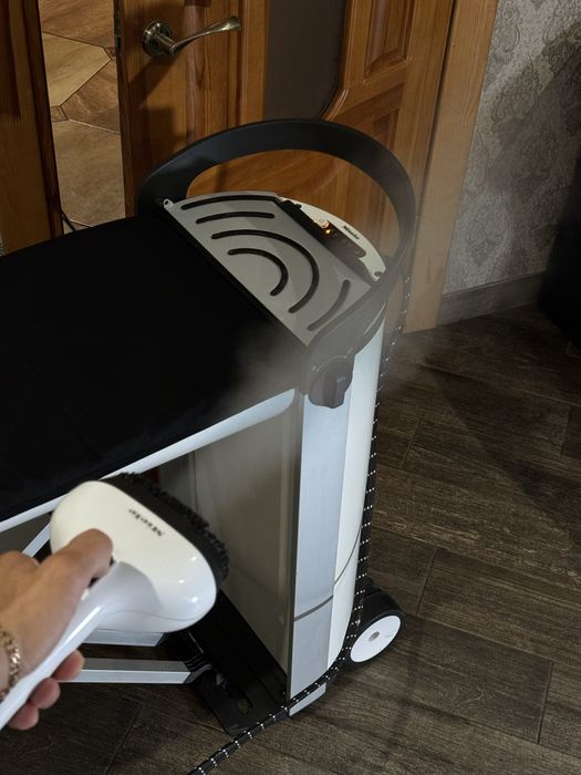 Прасувальна система Miele B2847 — повний комплект ПРАСКА+ ВІДПАРЮВАЧ