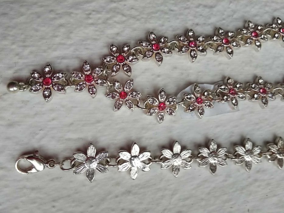 Conjunto de pulseira e colar da Bijou Brigitte