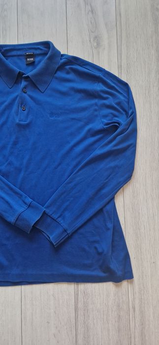 Hugo Boss XL.    .