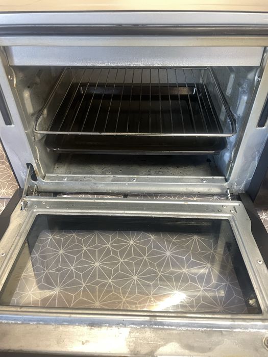 Mini-forno BECKEN BMO4136 (Capacidade: 20 L - 1380 W)