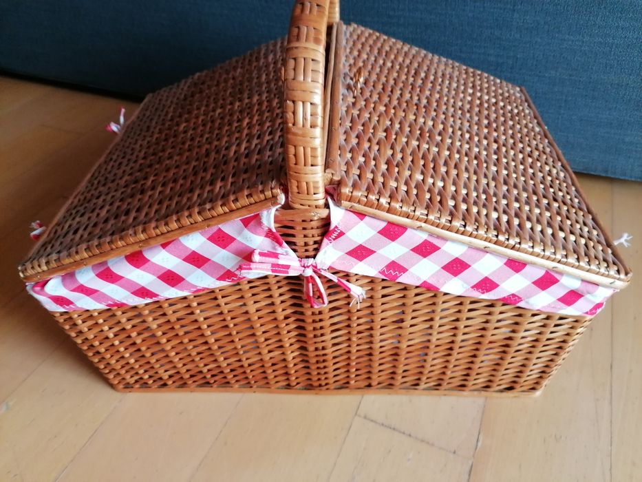 Cesta de piquenique de palhinha64585350911233121