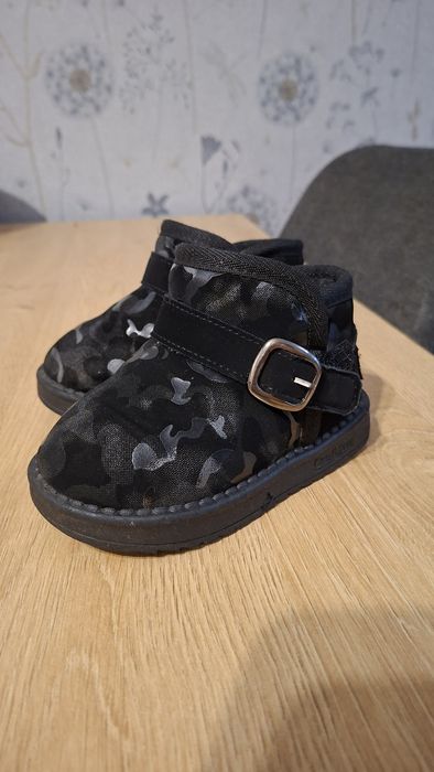 Дитяче зимове взуття, черевики, чобітки, сапожки зимові, угі