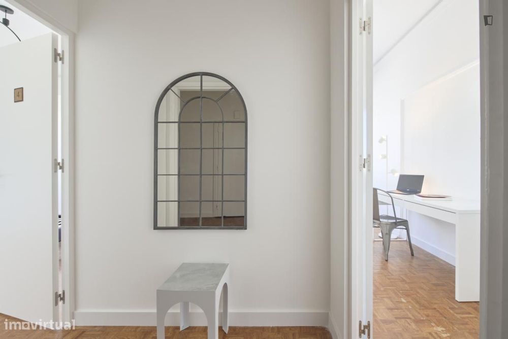 Quarto - localizado em Entrecampos Lisbon