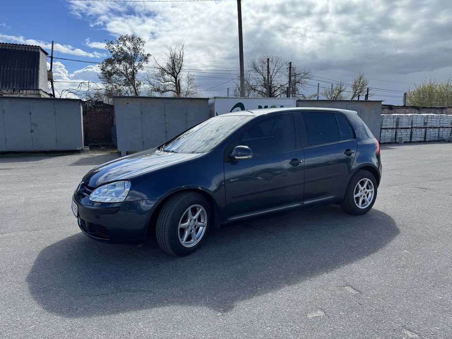 Volkswagen golf 5