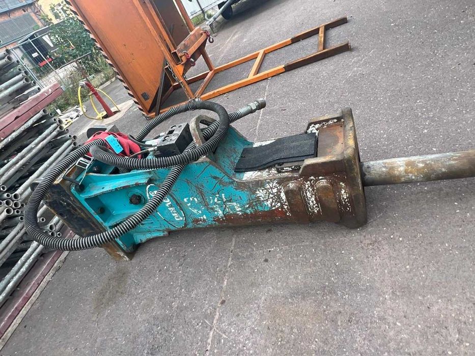 Młot hydrauliczny RAMTEC RT 1500,2400 KG