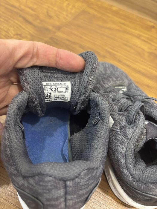 Кросівки дитячі, adidas оригінал. Розмір 24
