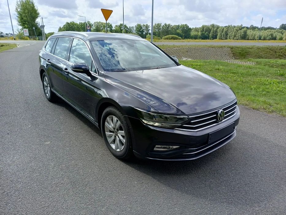 Volkswagen Passat 2021rok 2.0 TDI 150 km Automat Kamera Duża navi klimatronik łopatki