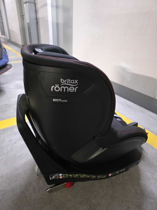 Fotelik samochodowy Britax Römer Dualfix M i-size