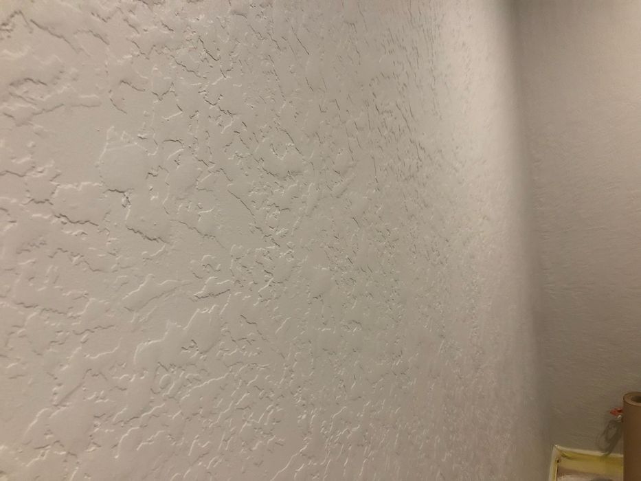 Ремонт будинків та квартир