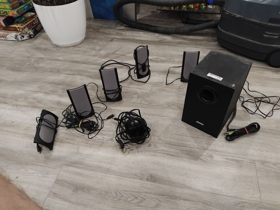 Акустика 5+1 креатив