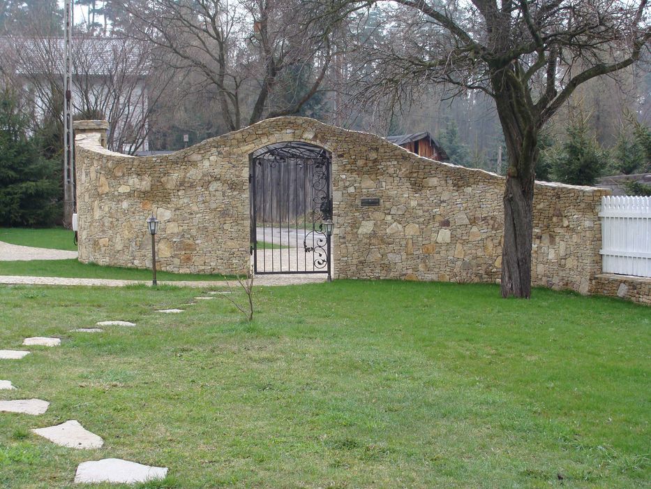 Kostka, płytki granitowe, kamień na ogrodzenia 10/10/3