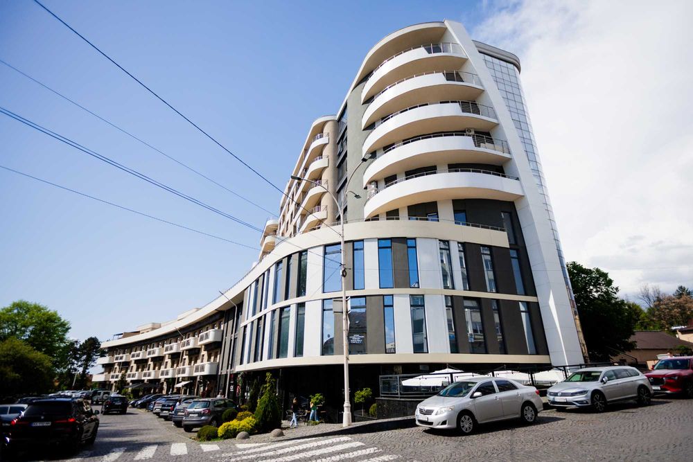 Оренда приміщення 145,8 м² з ремонтом і фасадними вікнами ｜ DREAM CITY BUSINESS CENTER ｜ Центр Ужгорода ｜ вул. Гойди ｜ Без комісії