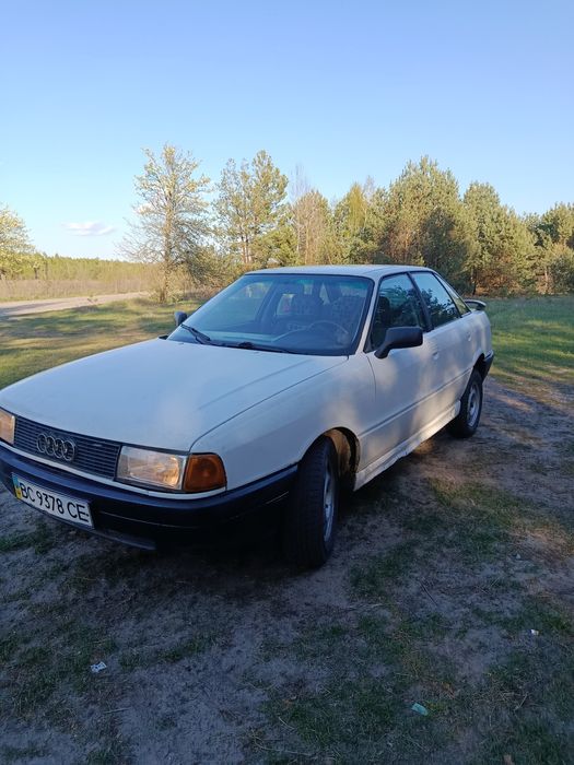 Продам Audi 80 1.6 бензин