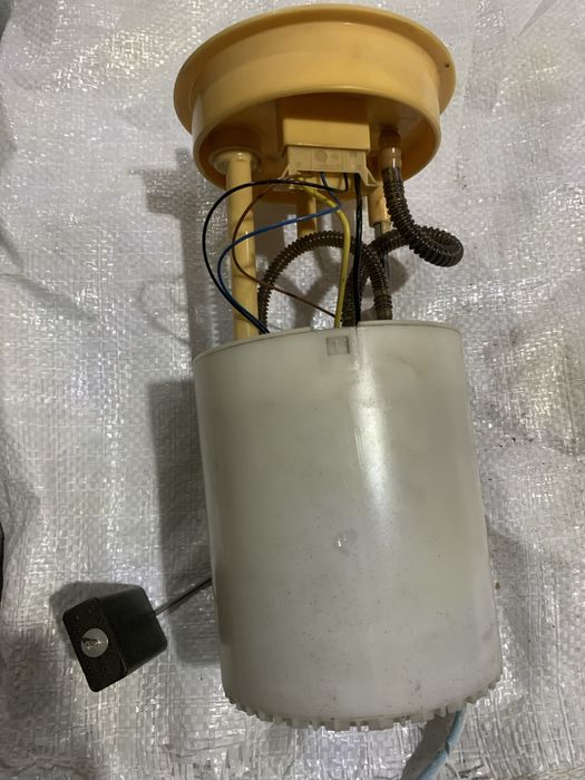 Паливний насос,датчик рівня палива фольксваген, шкода 6R0919050E