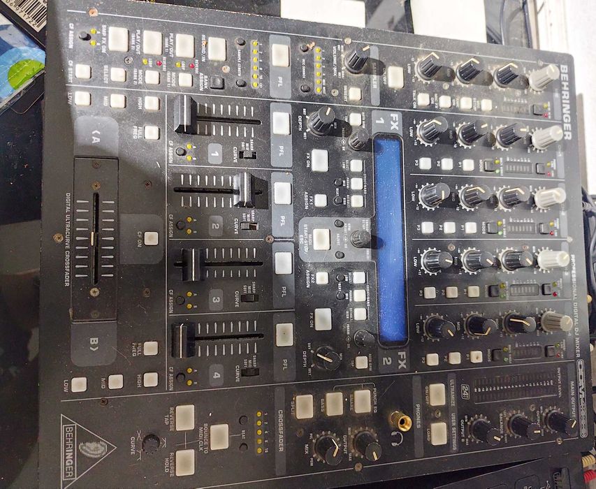 Berigher ddm 4000 , e pionner djm 500