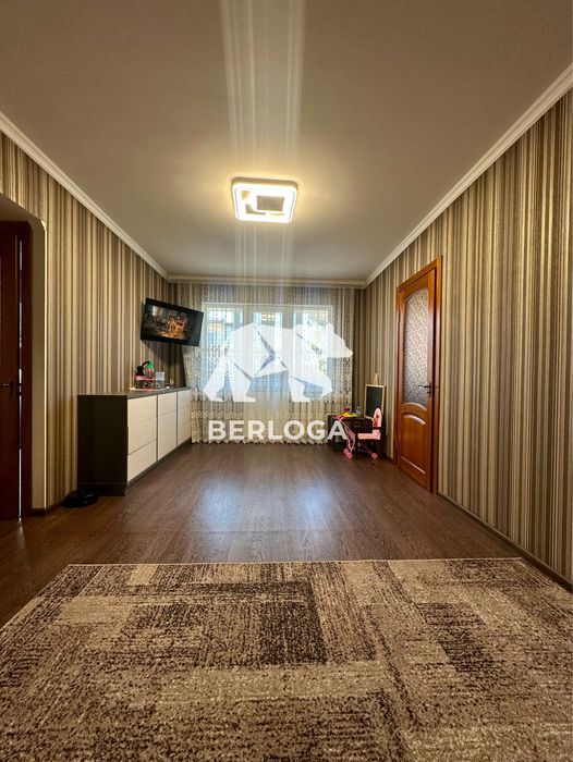 Охайна 2к квартира 45м2 зі свіжим ремонтом, балкон