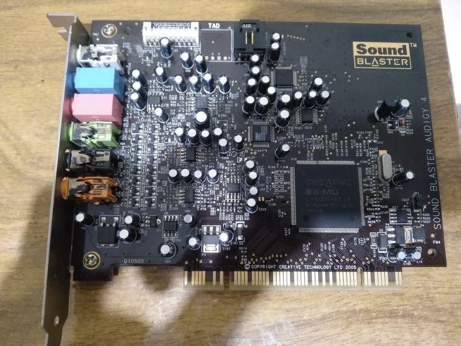 Звуковая карта Creative Audigy 4 sb0610