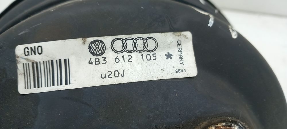 Servofreio VOLKSWAGEN Golf IV (1J1)