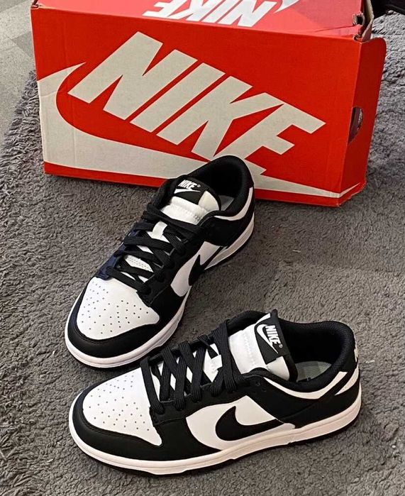 Nike Dunk Low Czarny R.38,5