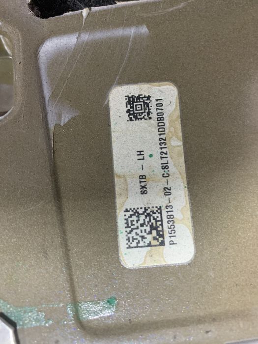 Подовжувач лонджерона Tesla Model S Plaid