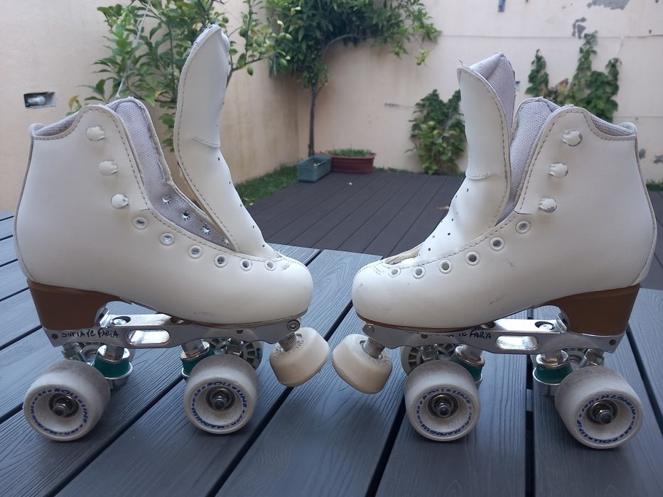 Artistic Roller Skates64175176640515124