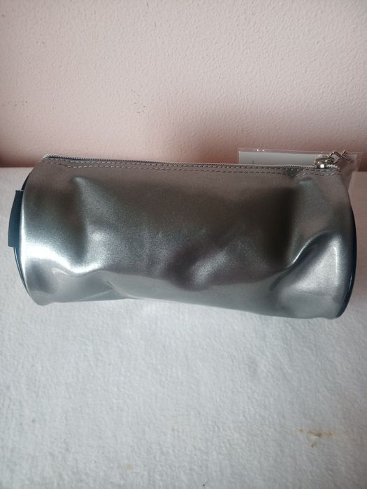 Estojo para escola ou maquilhagem