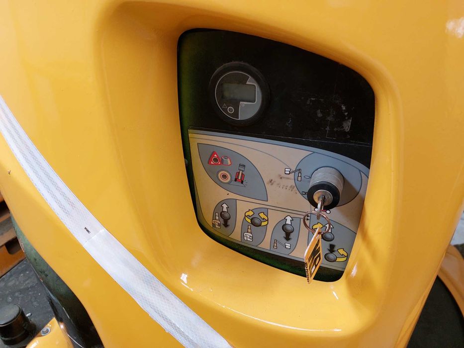 Podnośnik koszowy manitou 100VJR evolution