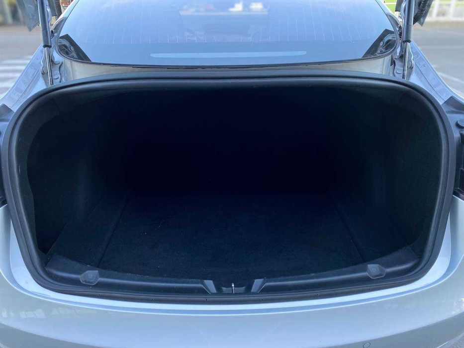 Tesla Model 3 2018 Long Range (Розстрочка / Лізинг)