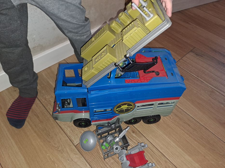 Auto Ben 10 polecam