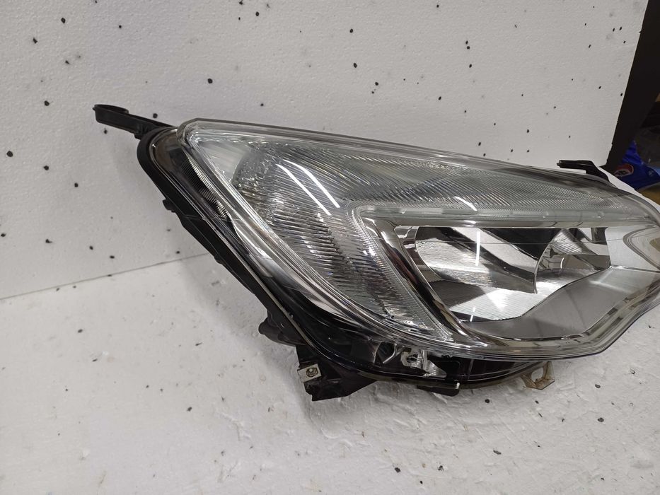 lampa prawa opel astra j 4 IV model 1325.3647 rok 09-12
