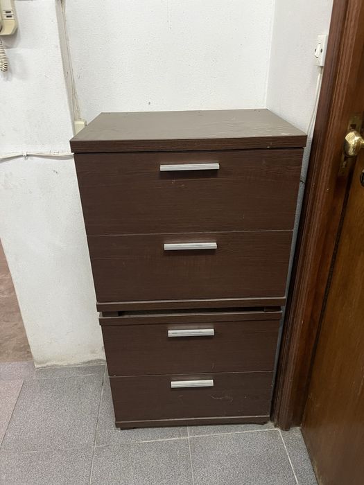 Mesinha de cabeceira