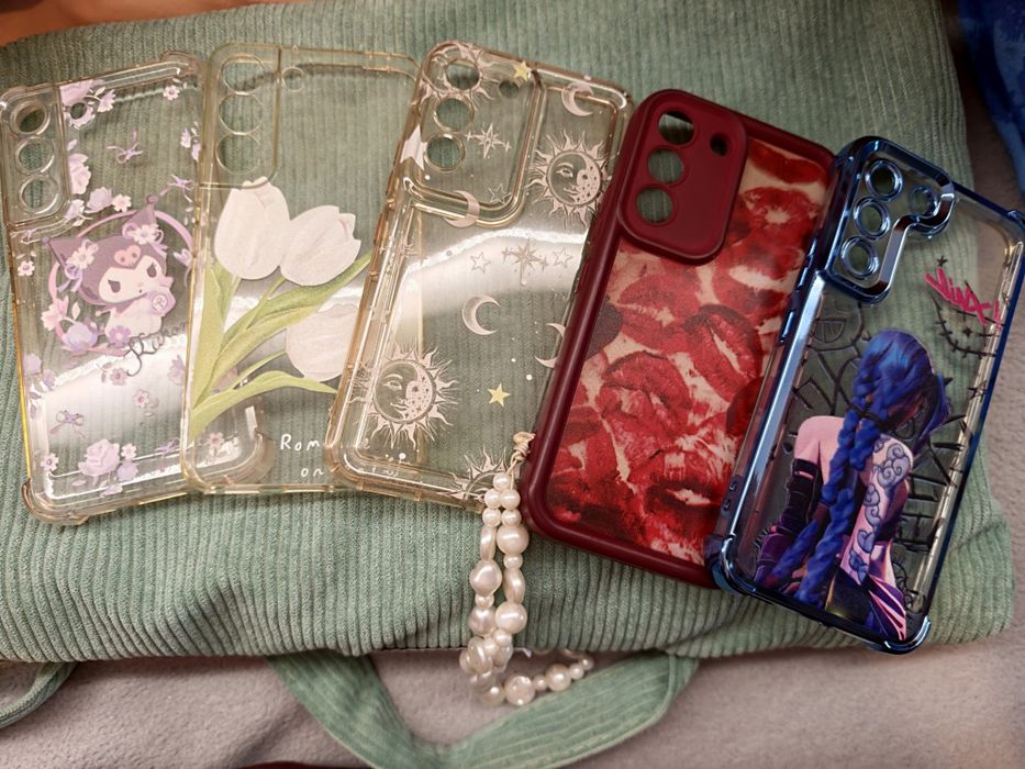 Samsung S22 5g com 5 capas incluídas (Negociável)