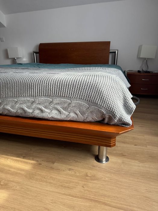Cama casal 1.80 m cerejeira